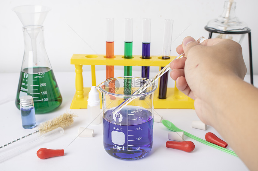 实验用废弃化学品处置备案制度