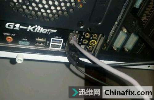 为什么电脑主机后面的网线灯不亮