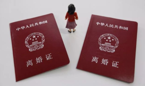 夫妻离婚房产备案时间