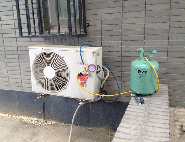 空调移机后制冷主机漏水