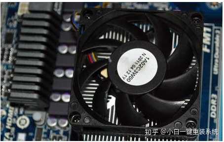 主机电源开一下关机了