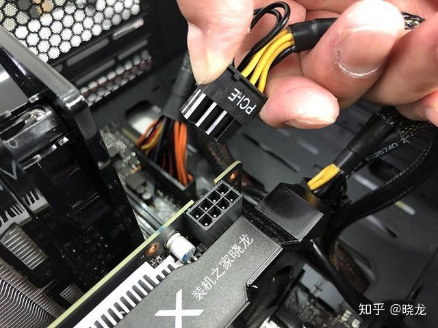 独立显卡电源接主机还是显示器